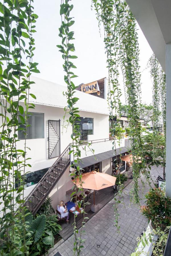 塞米亚克 Srikrisna酒店 外观 照片